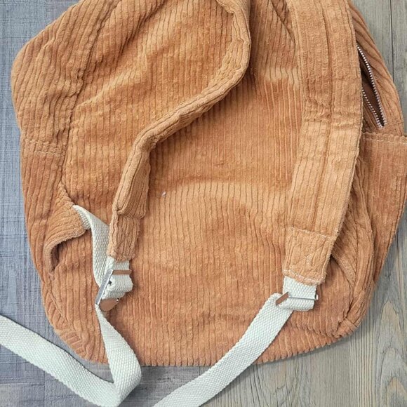 UO Urban Outfitter BDG Corduroy backpack - 100% cotton burnt orange colour - Picture 5 of 7